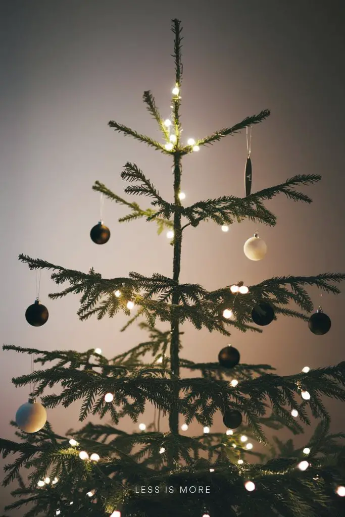 Minimalist Christmas Tree