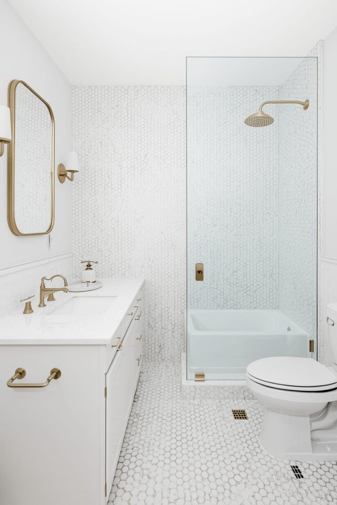 Corner Fixtures Layout to Maximize Floor Space