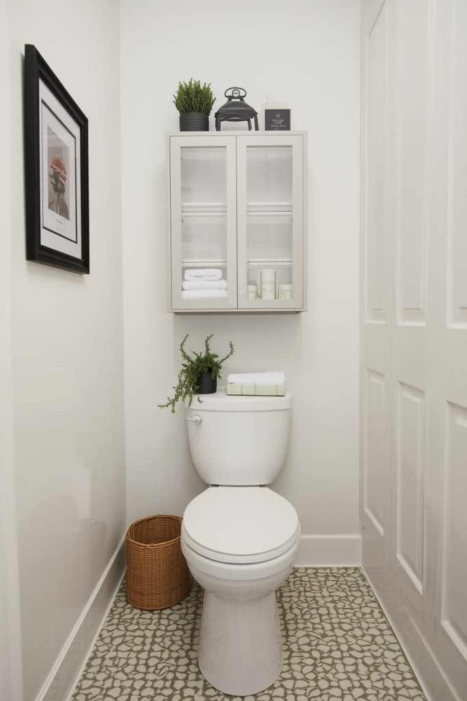 Over Toilet Wall Decor That Maximizes Space