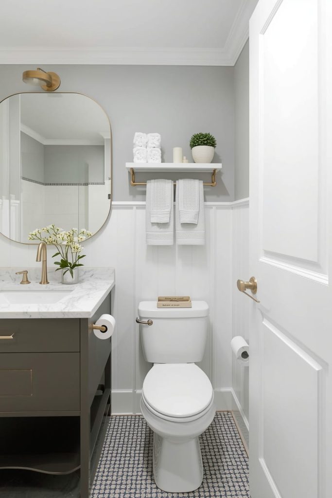 Try a Minimalist Small Bathroom Approach