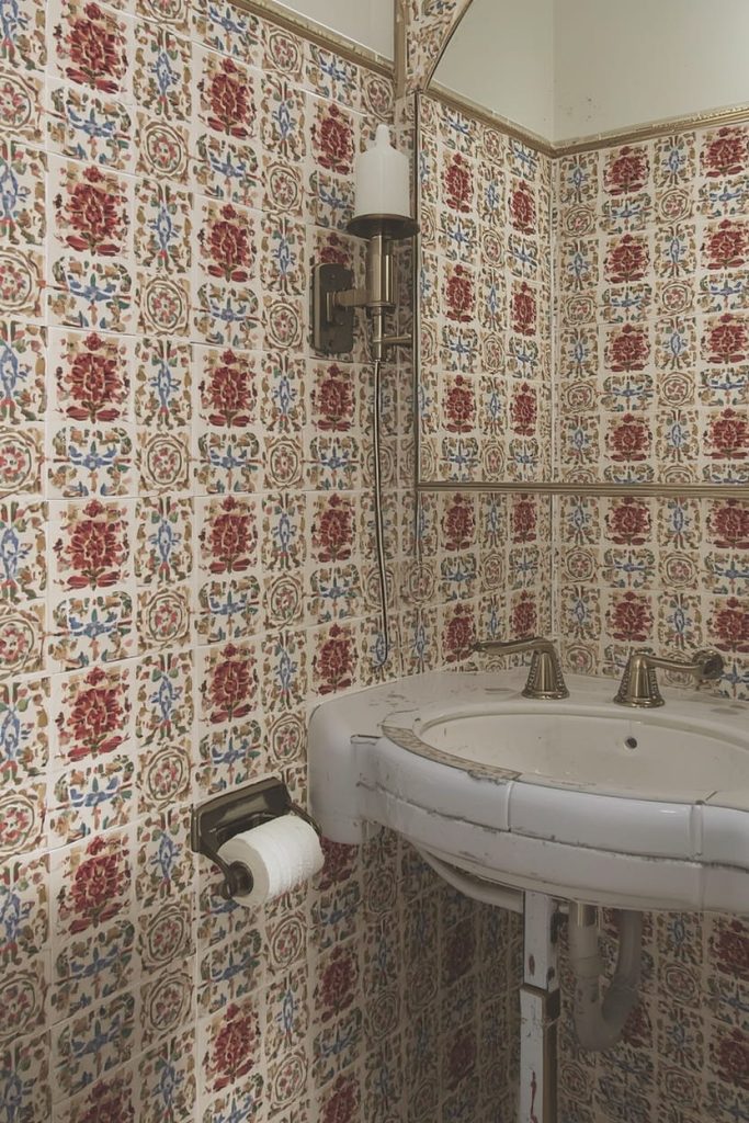 Vintage Hexagon Bathroom Tiles